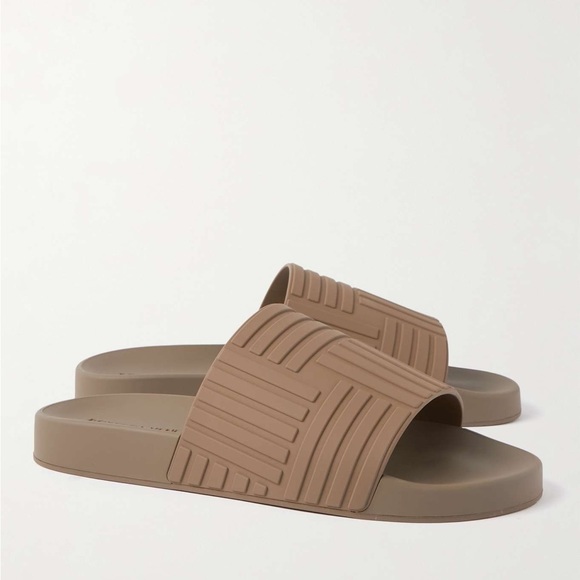 BOTTEGA VENETA Carpet Embossed Rubber Slides - Picture 1 of 7